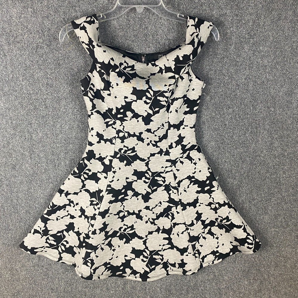 Privy Dress Women's Medium Floral Gray Black Mini 100% Polyester M